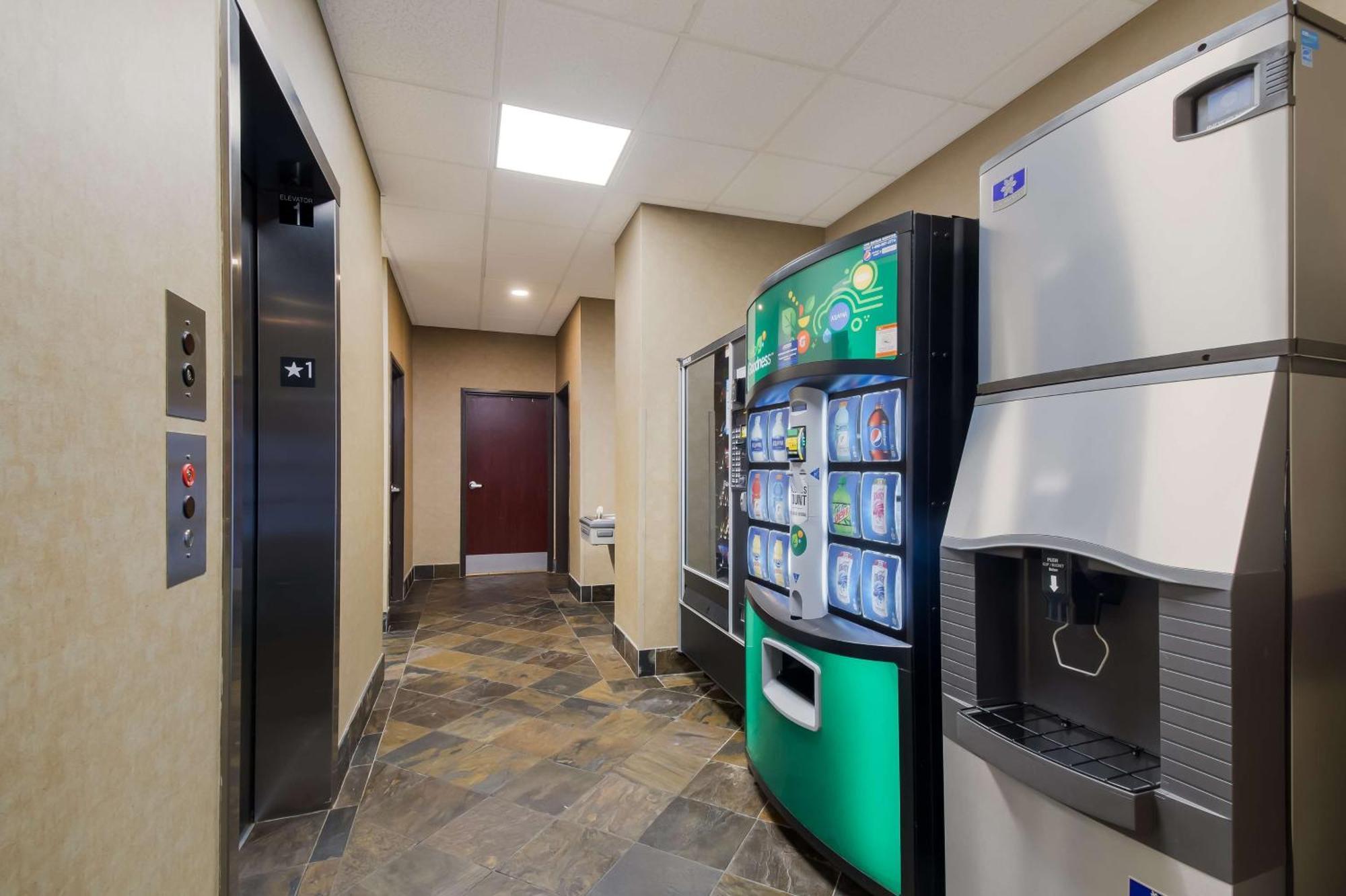 Best Western University Inn And Suites Forest Grove Eksteriør bilde